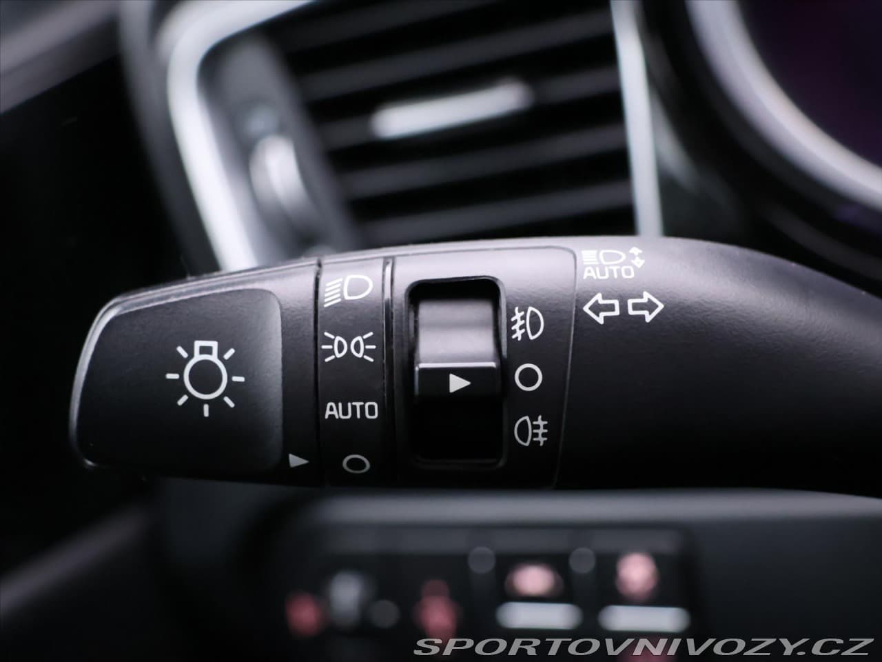 2019 Kia Proceed - 19