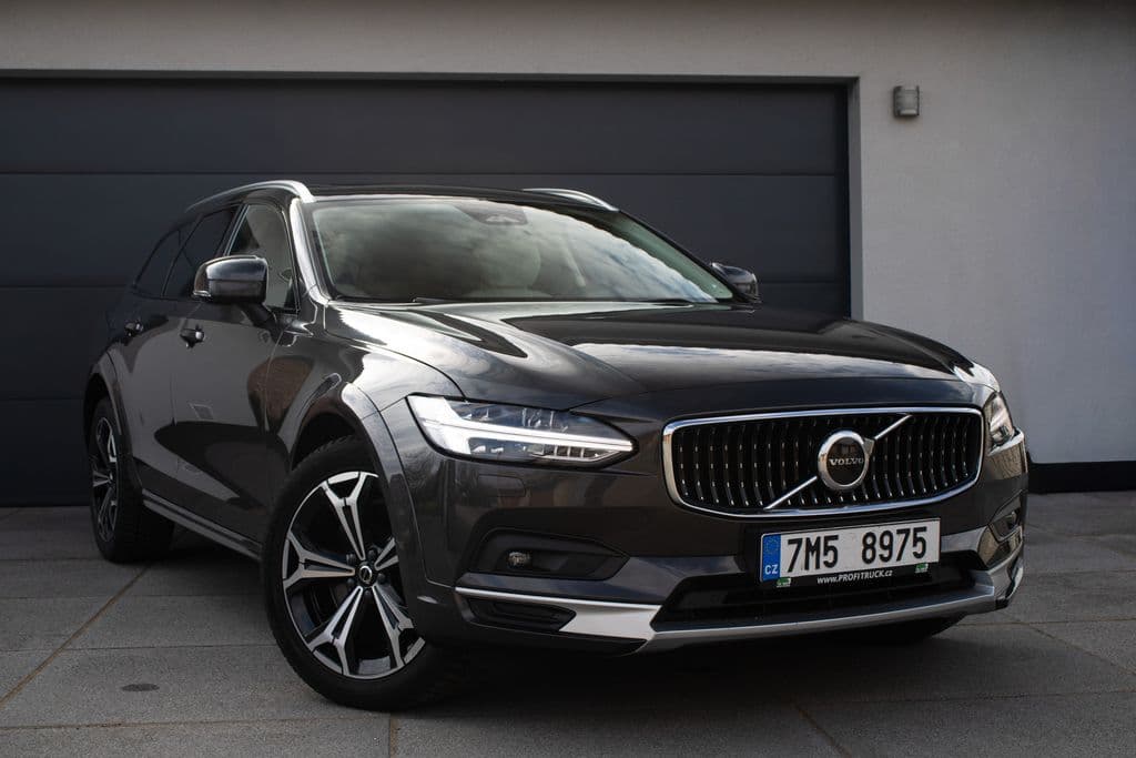 2022 Volvo V90 - 3