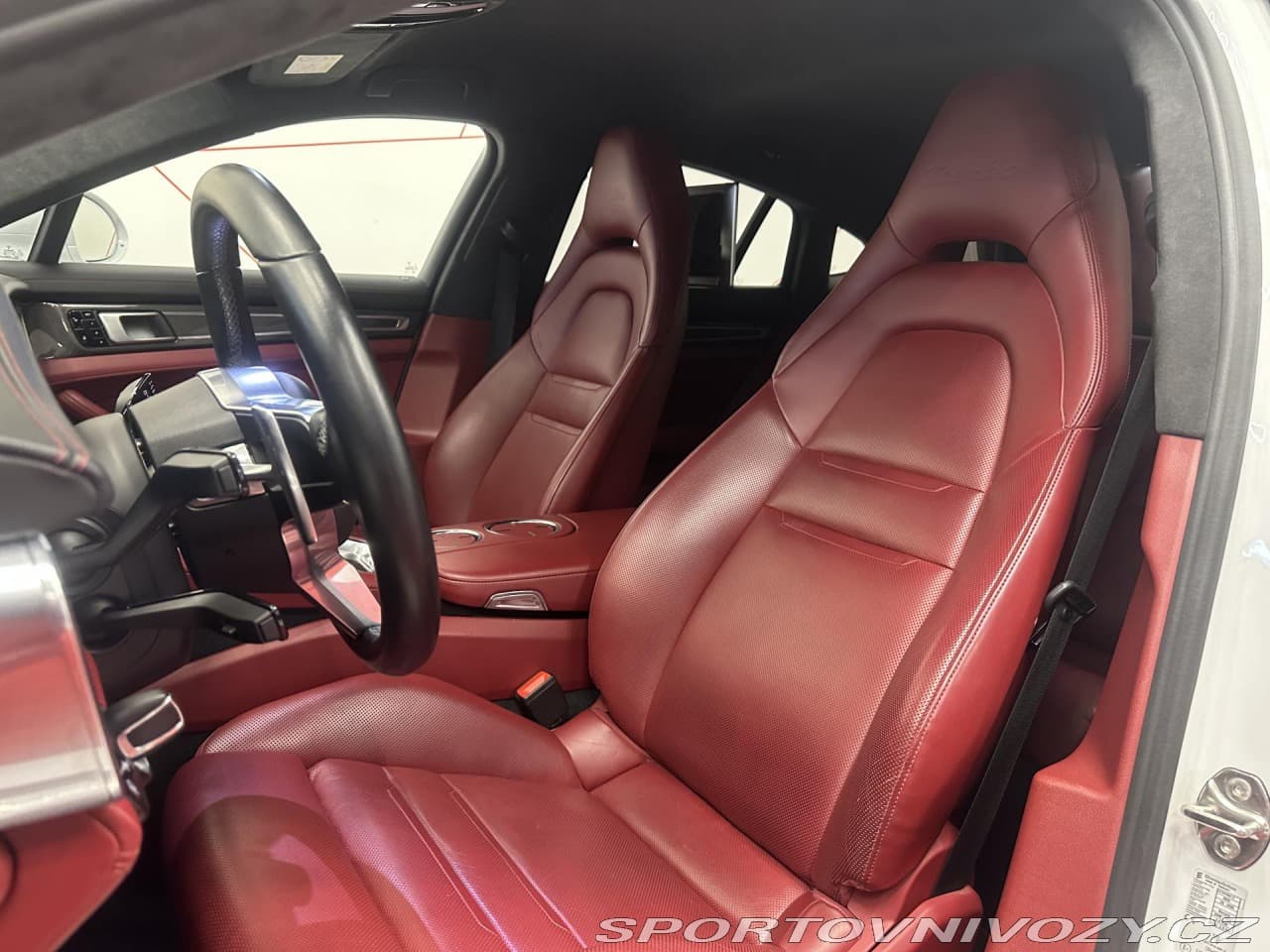 2017 Porsche Panamera - 7