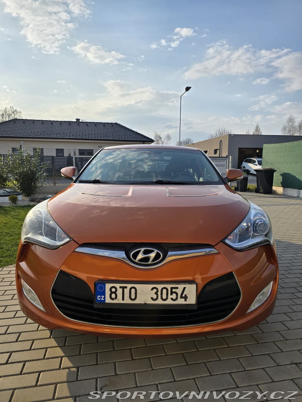 2011 Hyundai Veloster - 10