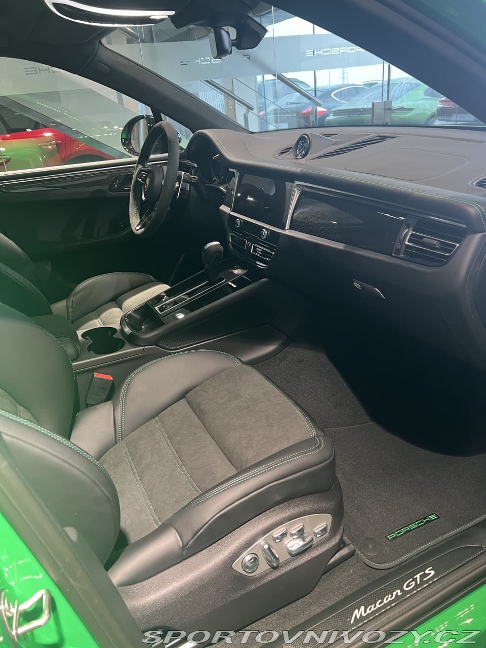 2023 Porsche Macan - 4