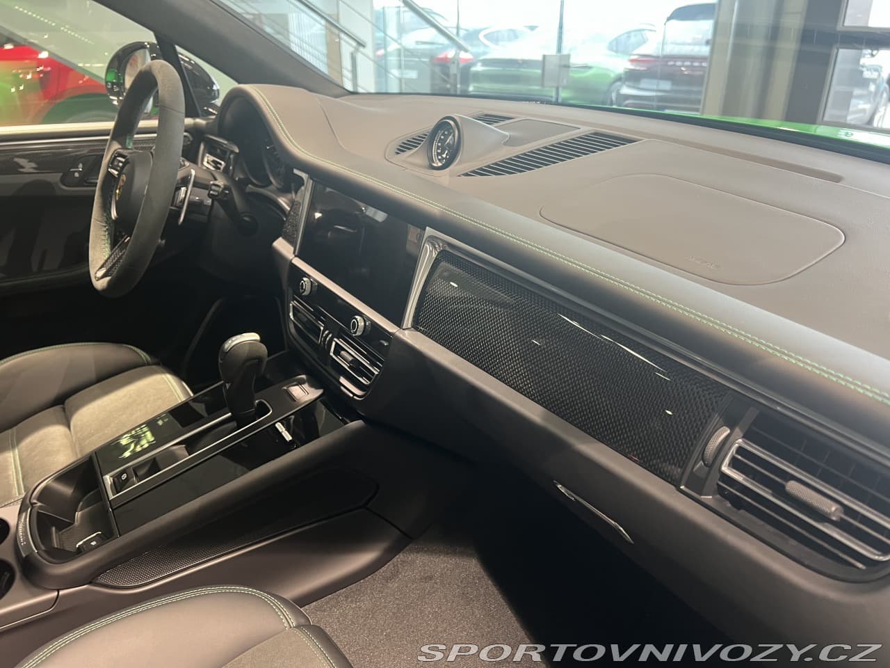 2023 Porsche Macan - 6