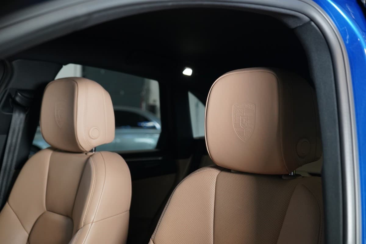 2019 Porsche Macan - 13