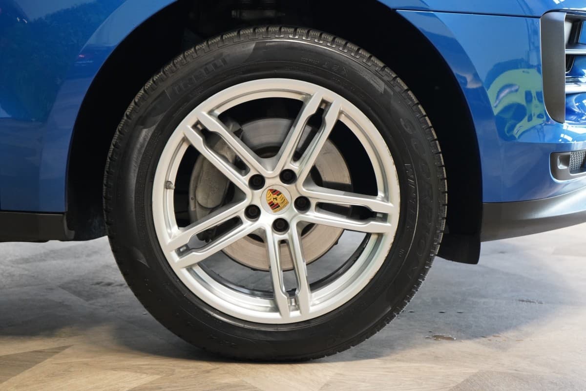 2019 Porsche Macan - 9