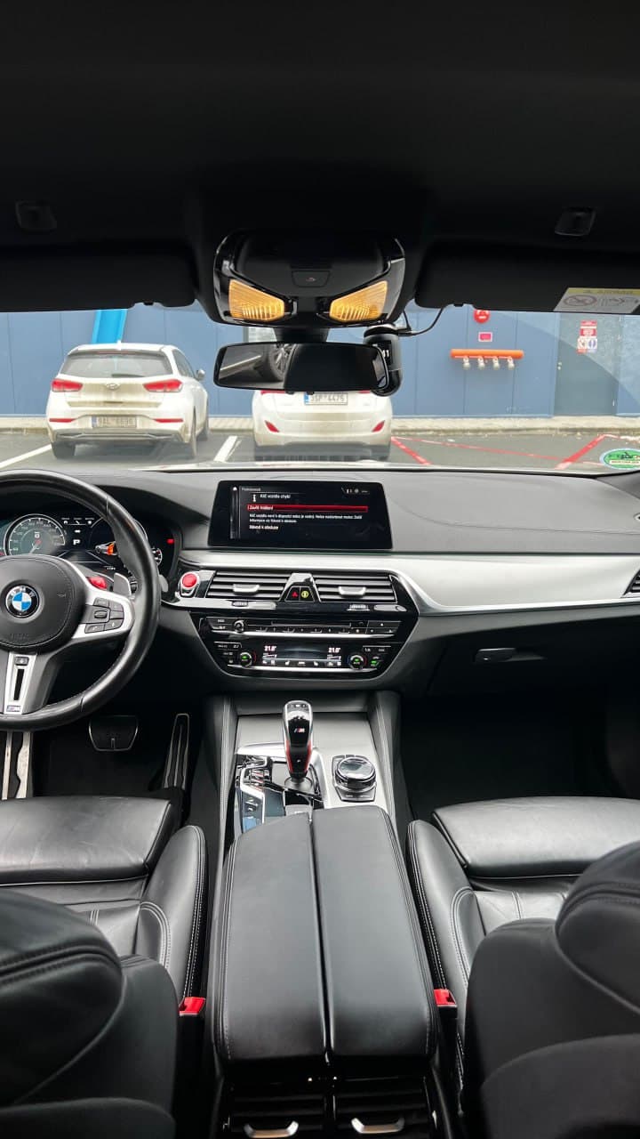 2018 BMW M5 - 13