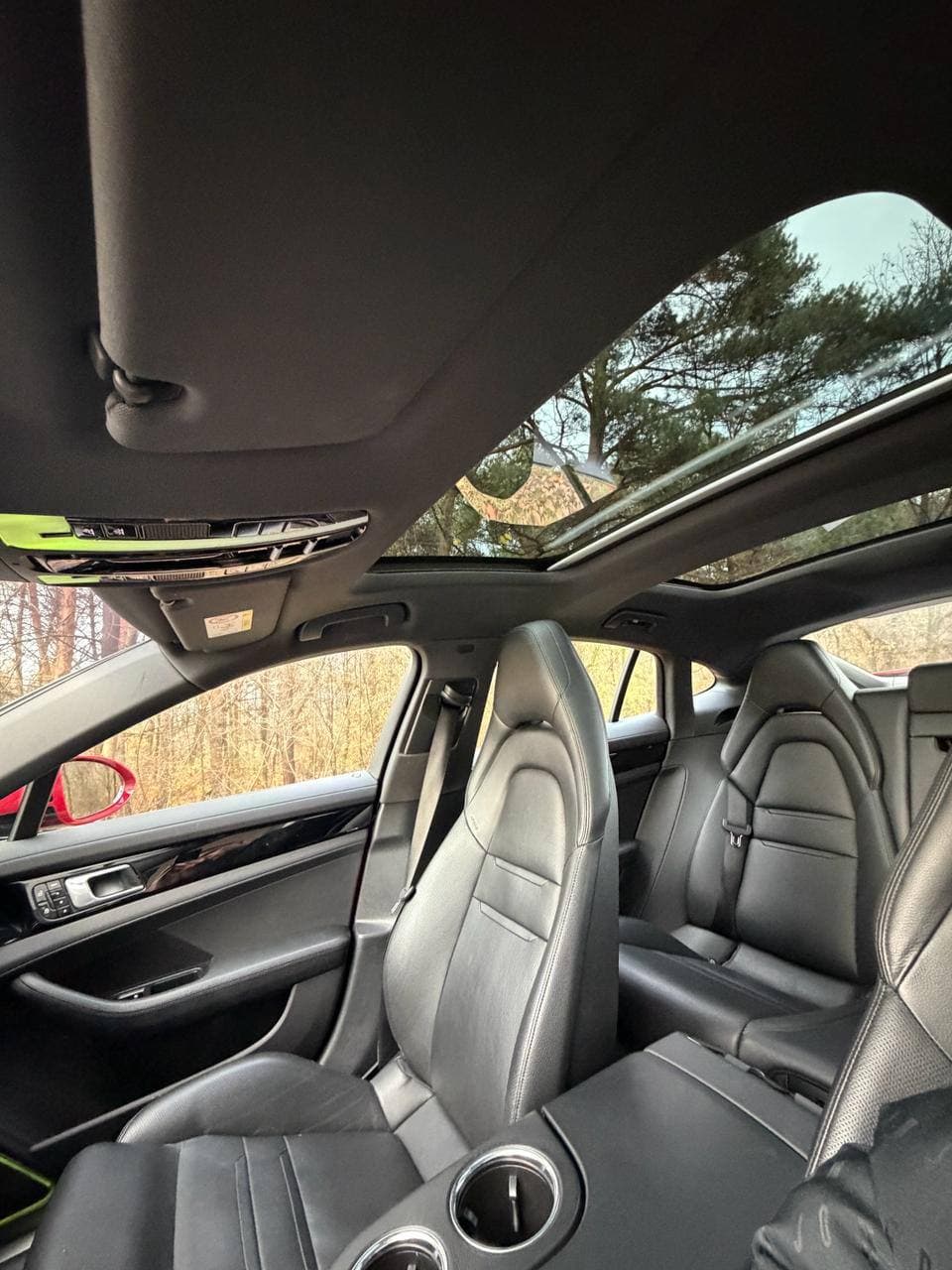 2020 Porsche Panamera - 11