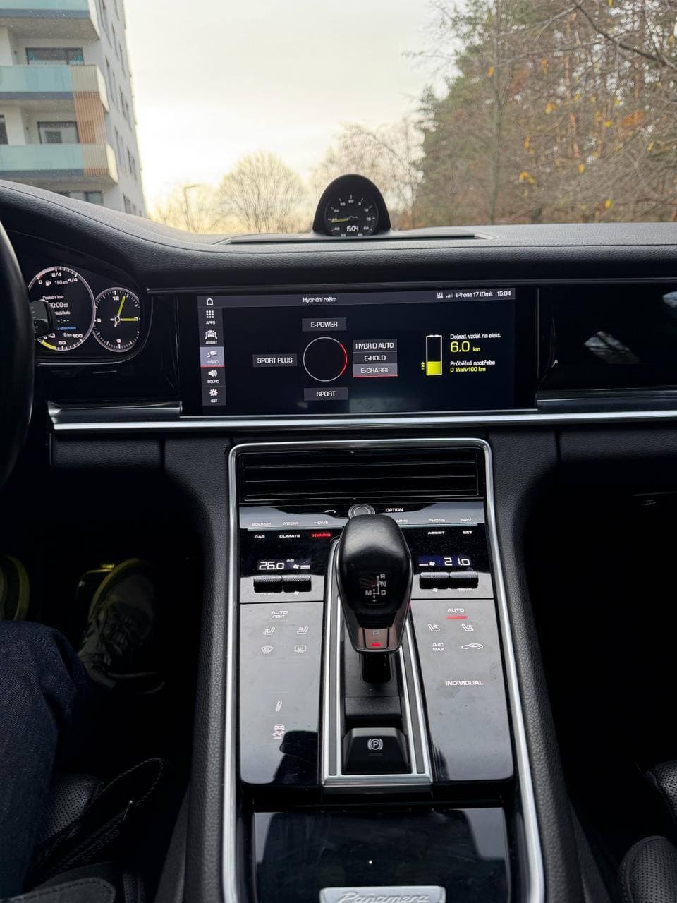 2020 Porsche Panamera - 12