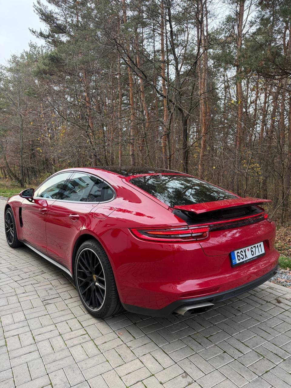 2020 Porsche Panamera - 15