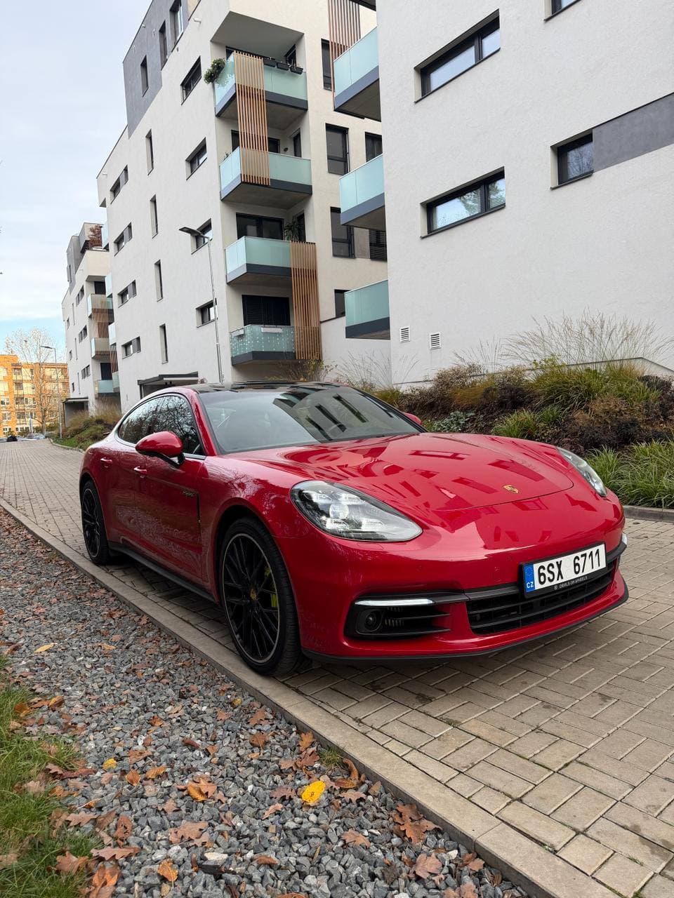 2020 Porsche Panamera - 20