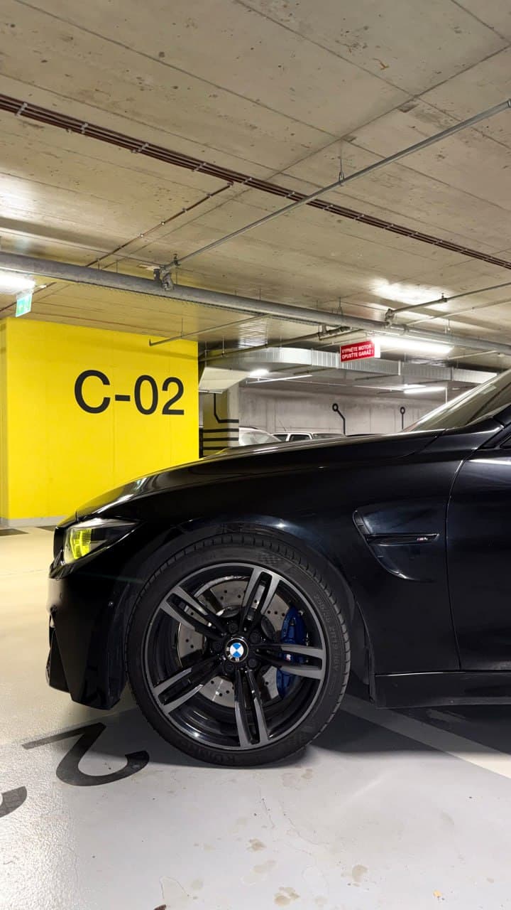 2020 BMW M4 - 2
