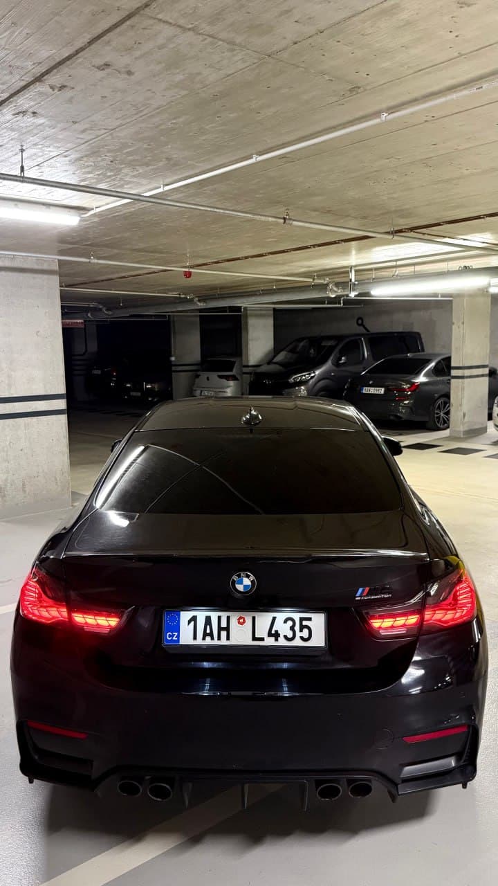 2020 BMW M4 - 4