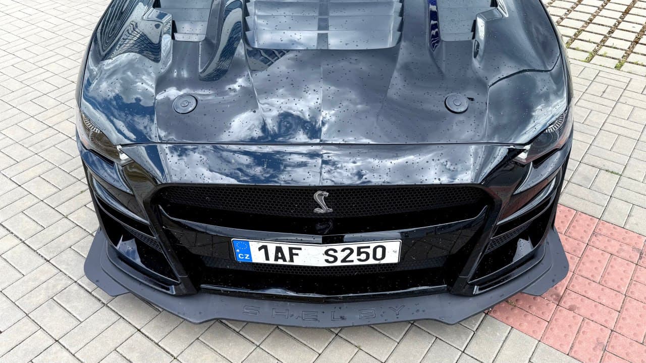 2018 Ford Mustang - 10