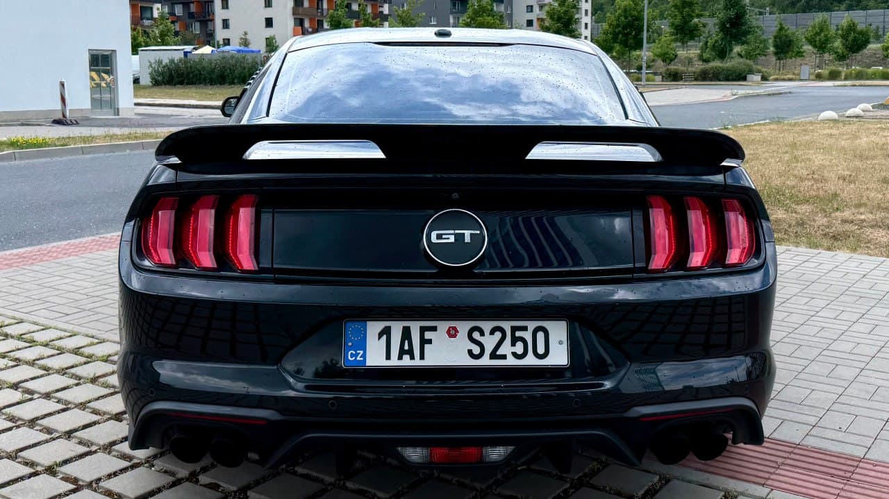 2018 Ford Mustang - 6