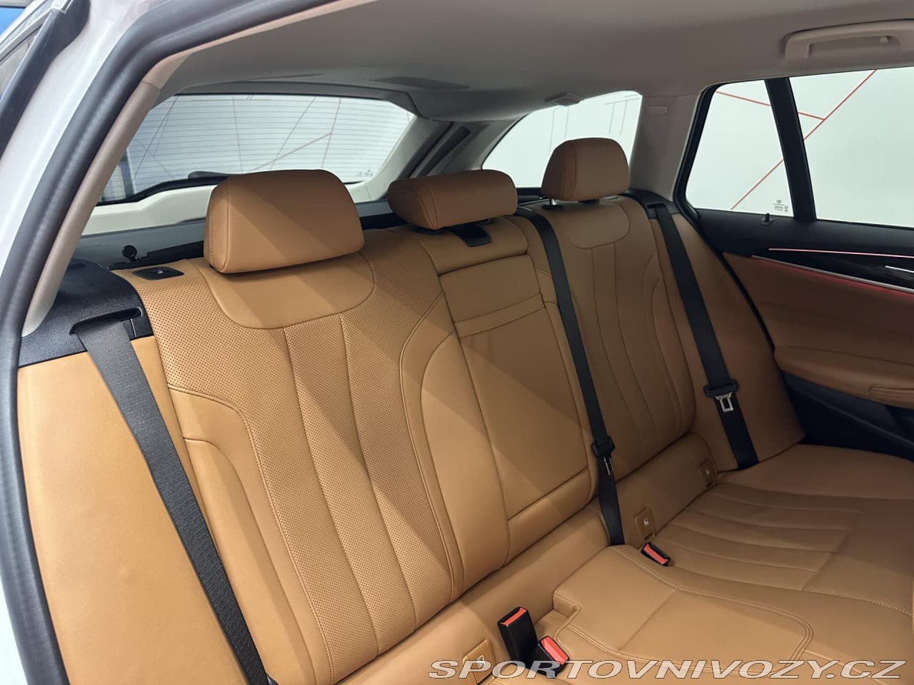 2021 BMW 5-Series - 13