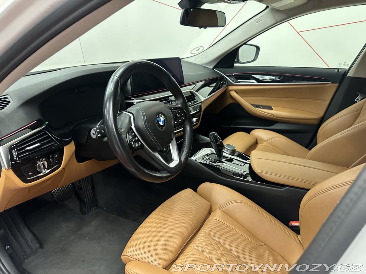 2021 BMW 5-Series - 8