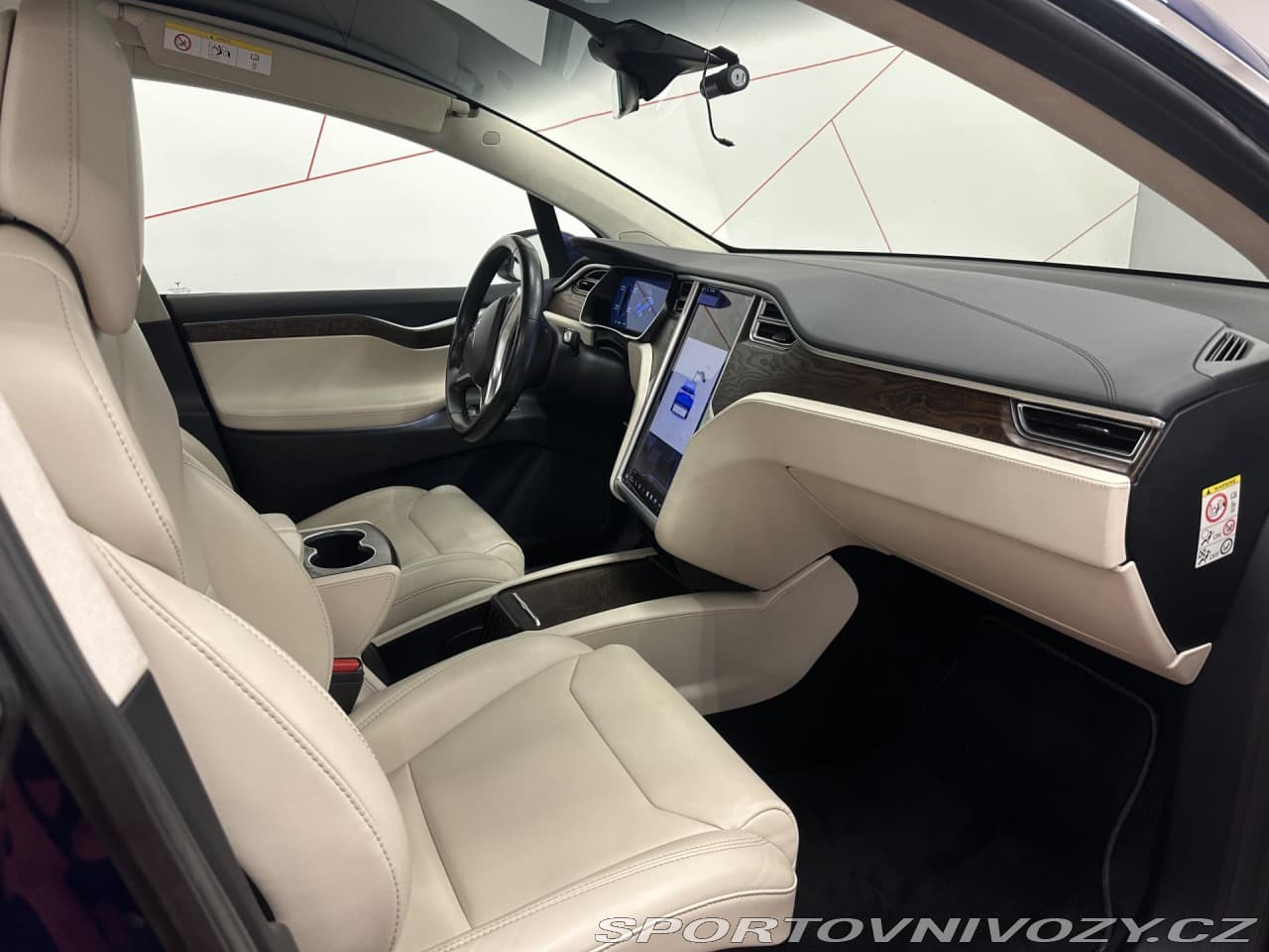 2018 Tesla Model X - 10