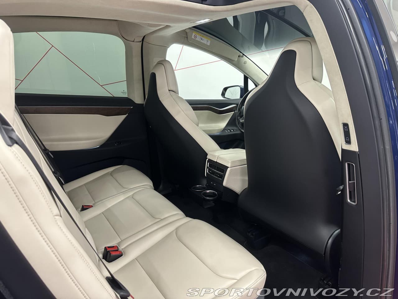 2018 Tesla Model X - 14