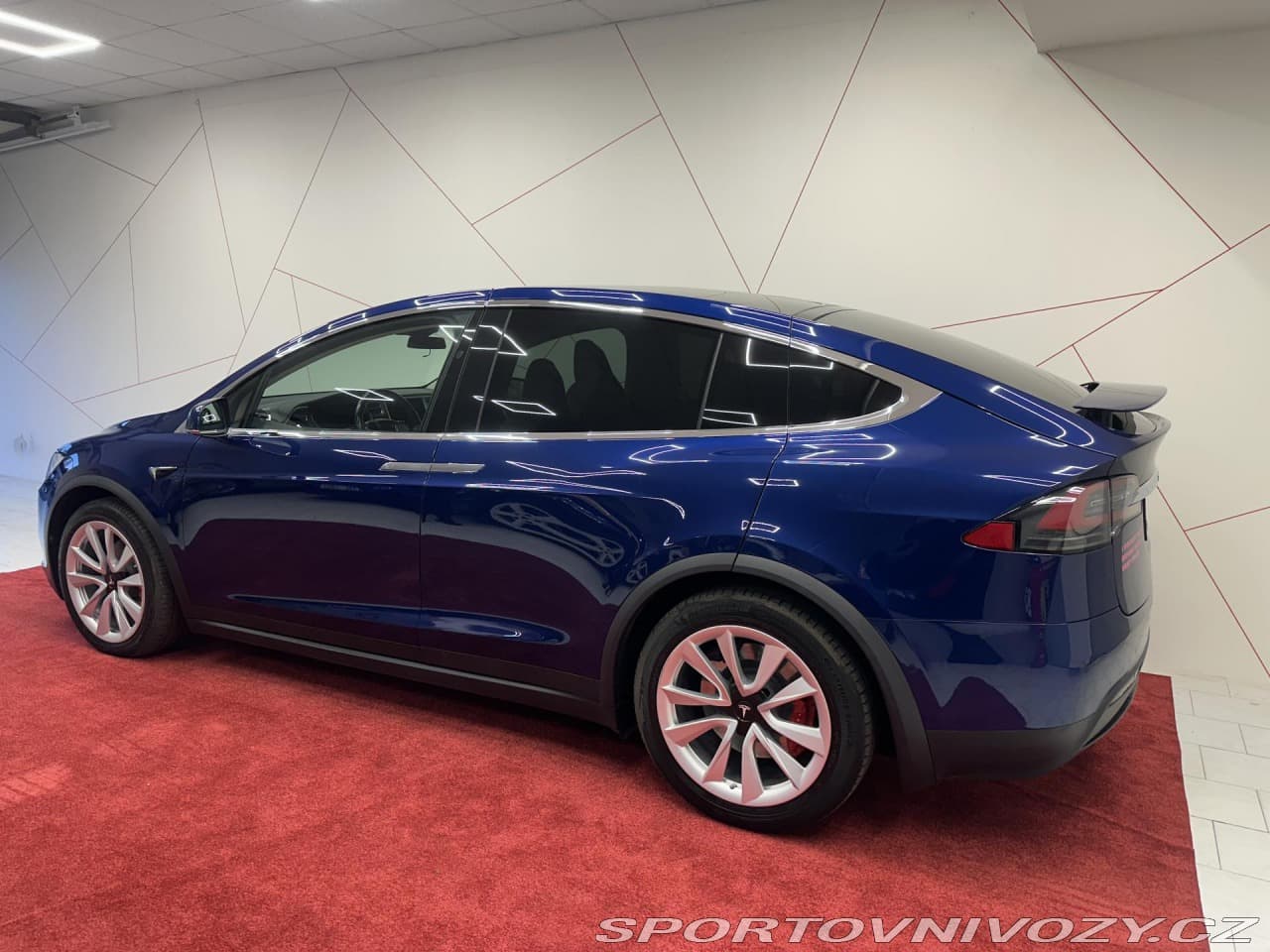 2018 Tesla Model X - 3