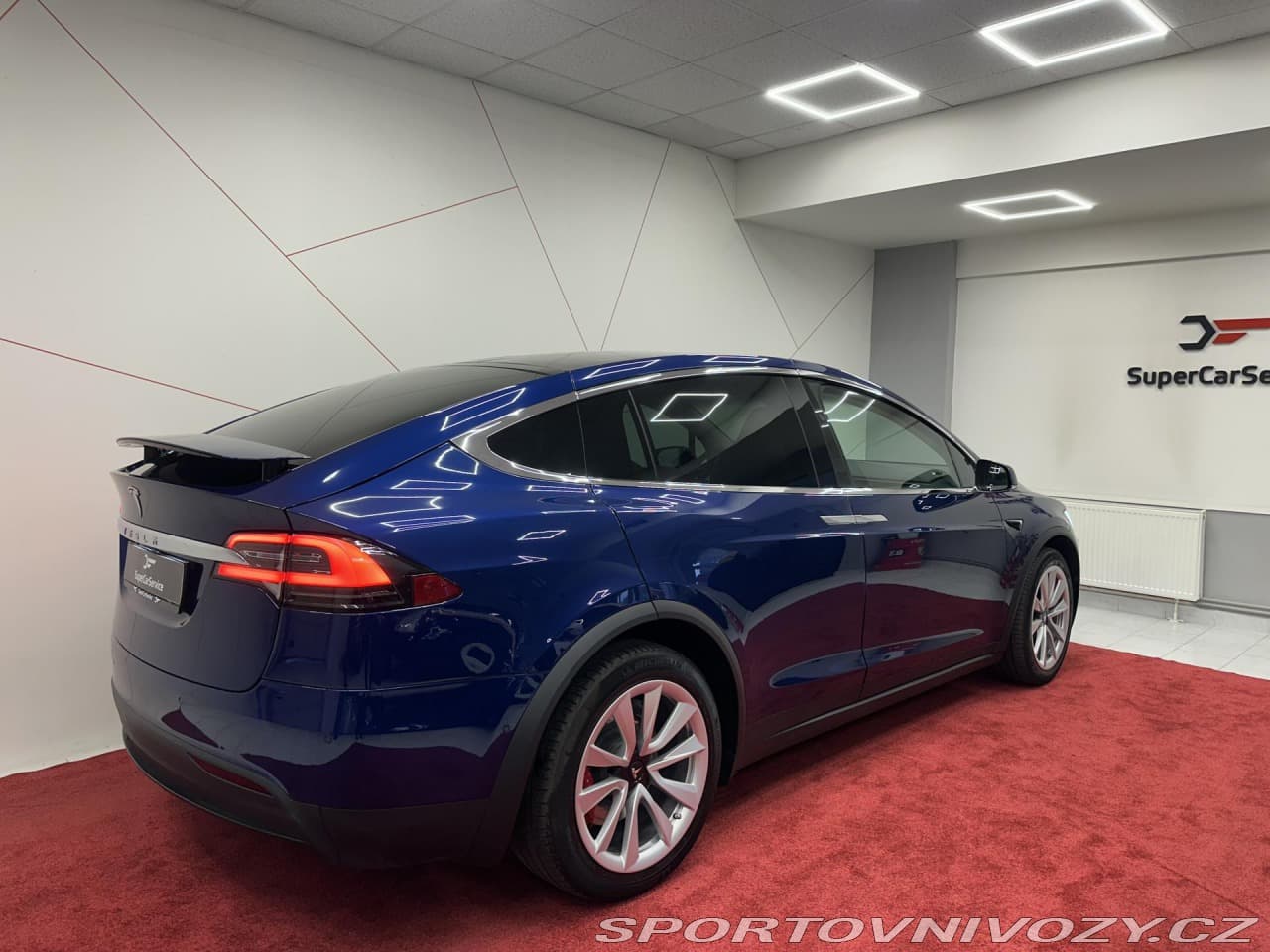 2018 Tesla Model X - 4