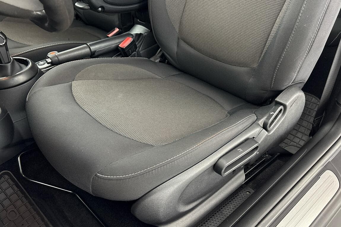 2018 Mini Cooper - 13