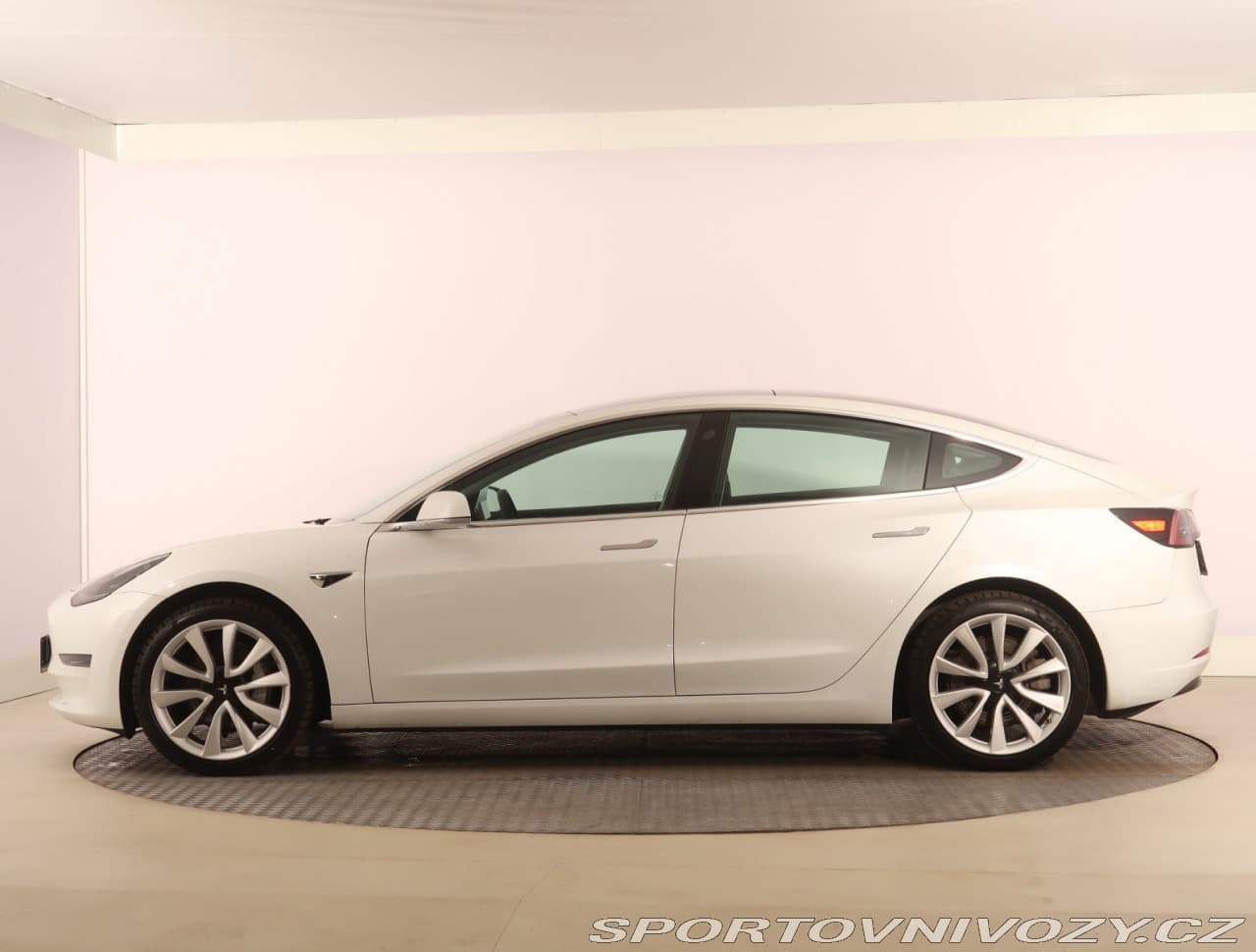 2019 Tesla Model 3 - 3