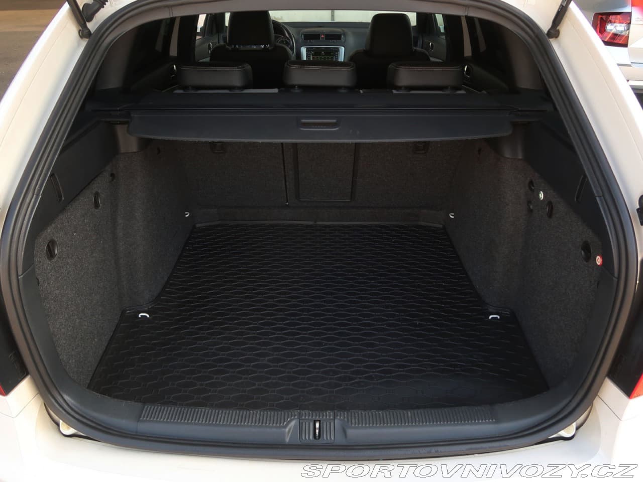 2011 Škoda Octavia - 14