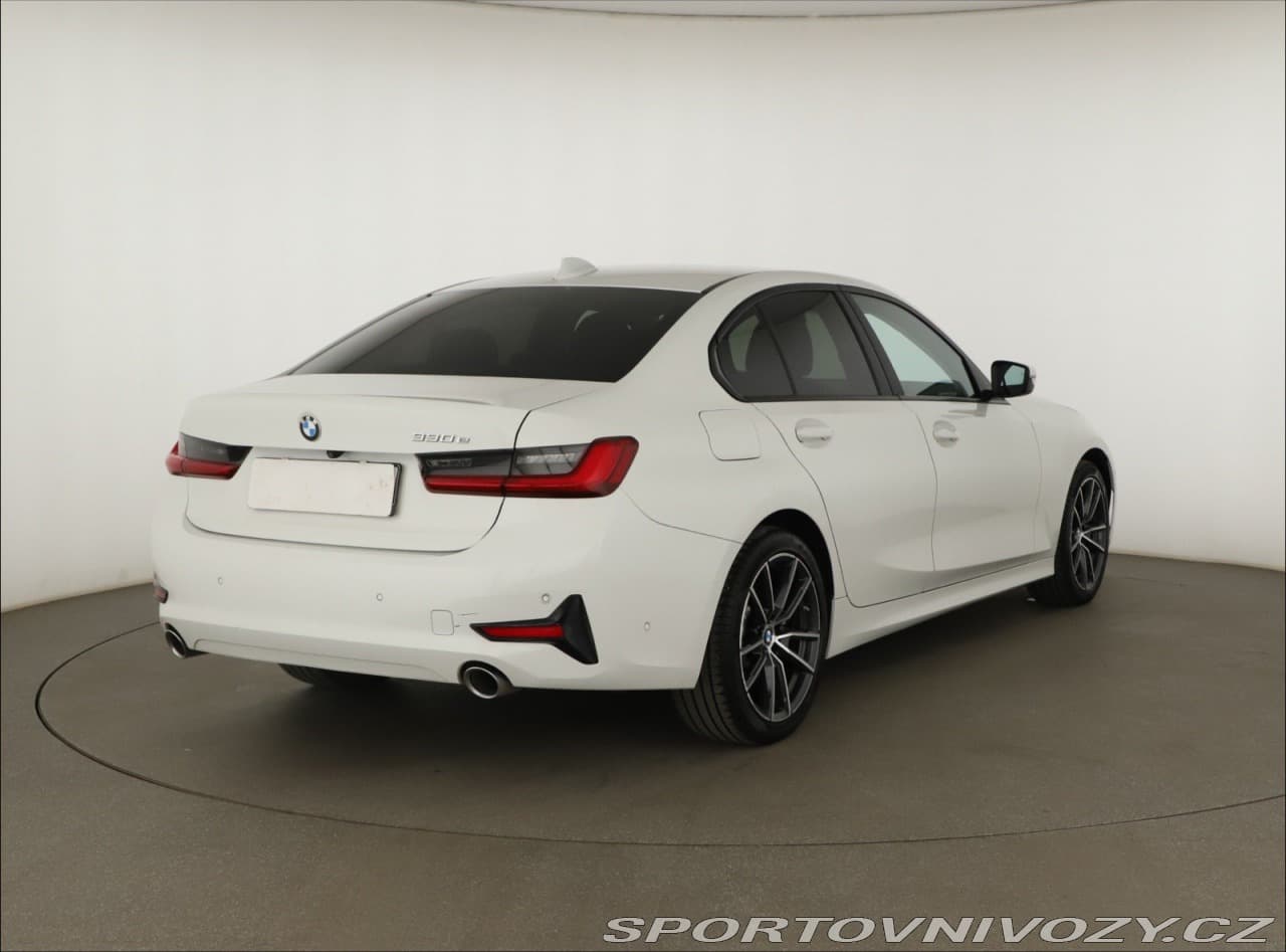 2019 BMW 3-SERIES - 5