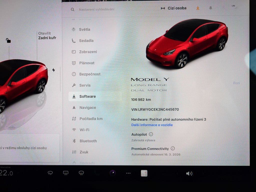 2022 Tesla Model Y - 16