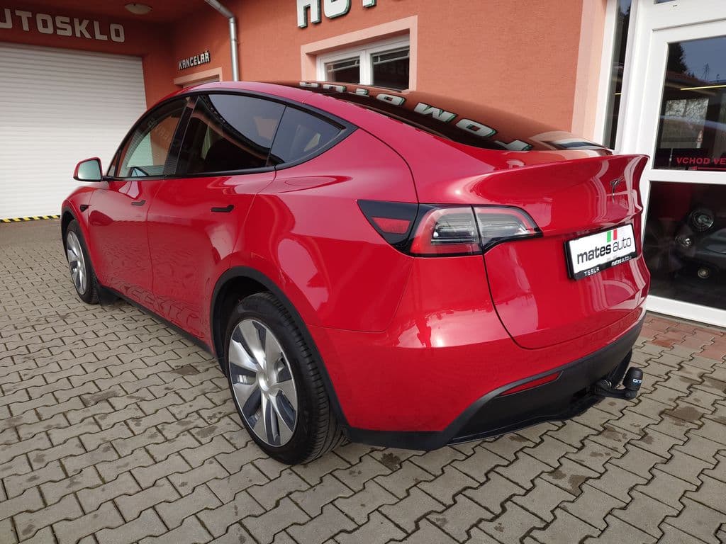 2022 Tesla Model Y - 3