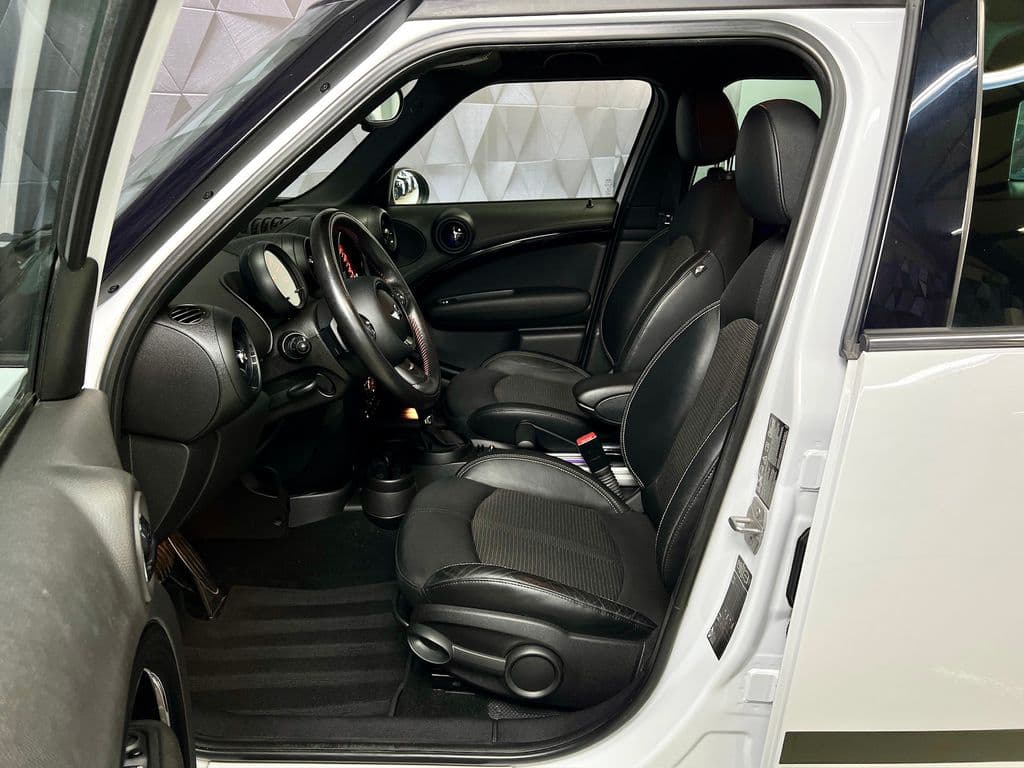 2015 Mini Countryman - 11