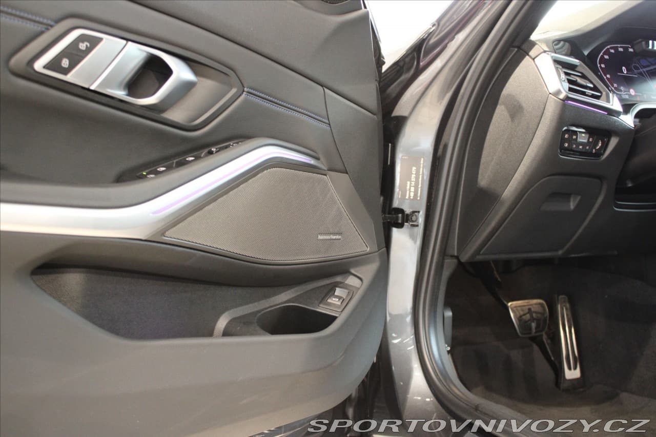 2020 BMW 3-Series - 11