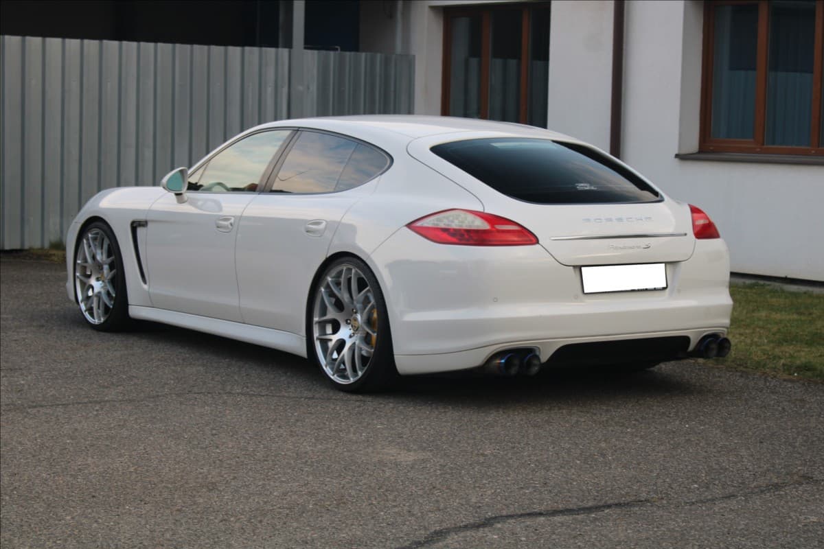 2010 Porsche Panamera - 5