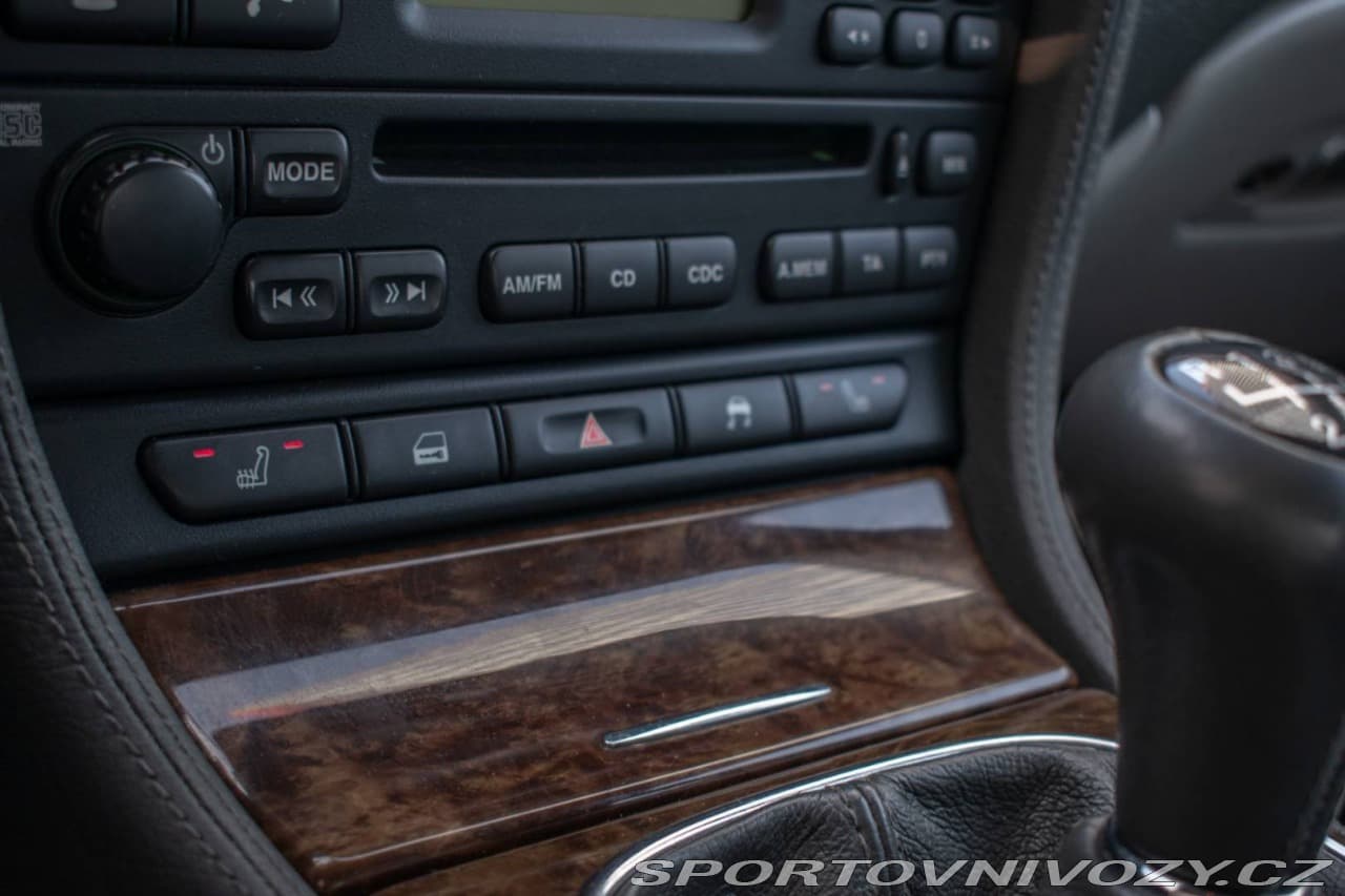 2004 Jaguar S-Type - 19