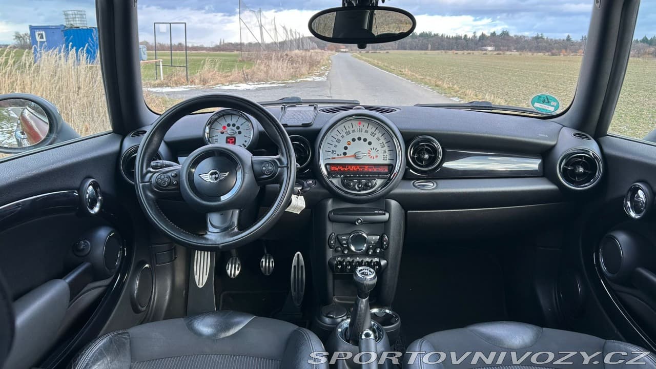 2011 Mini Cooper - 37