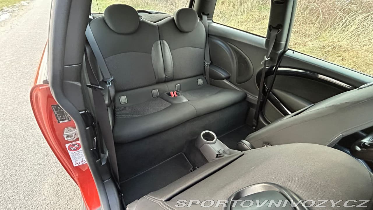 2011 Mini Cooper - 7