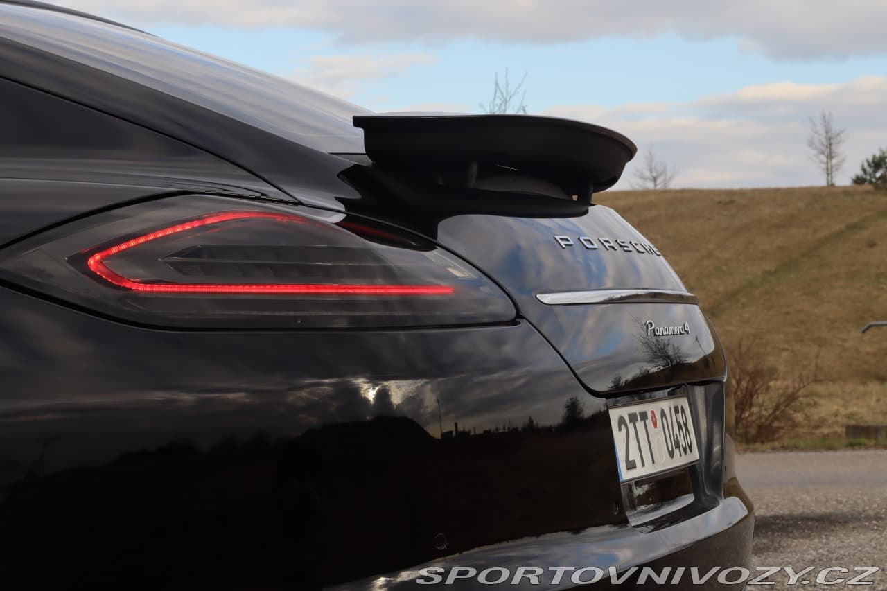 2012 Porsche Panamera - 5