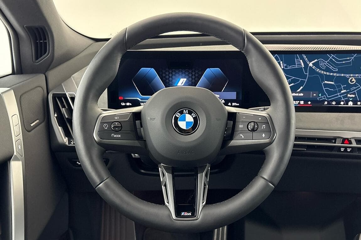 2025 BMW Ix - 20
