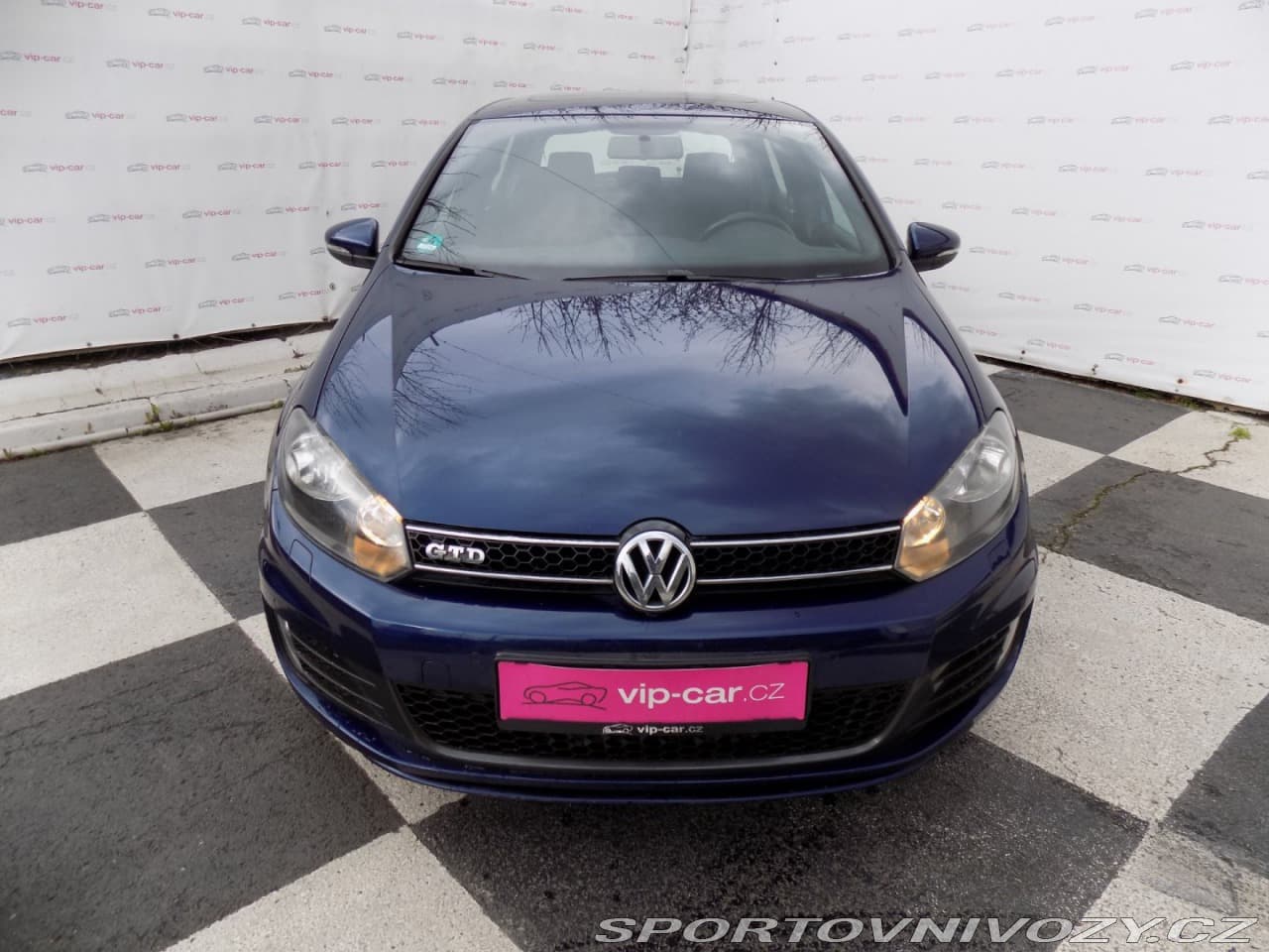 2012 Volkswagen Golf - 4