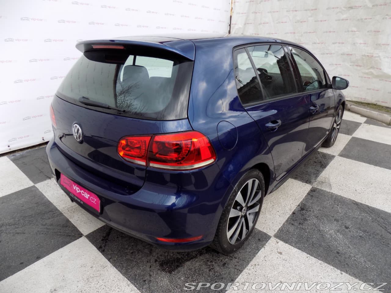 2012 Volkswagen Golf - 7