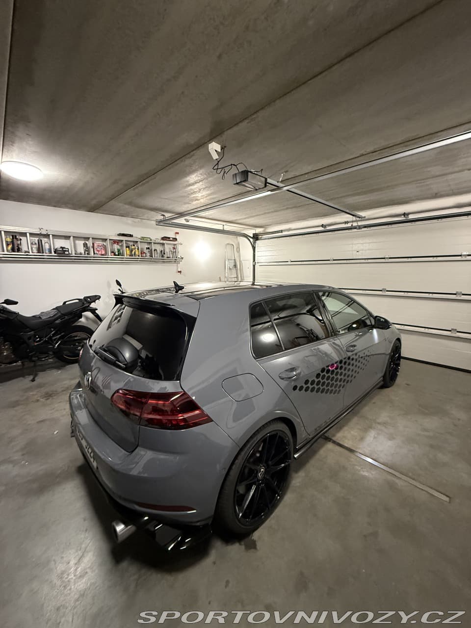 2019 Volkswagen Golf - 7