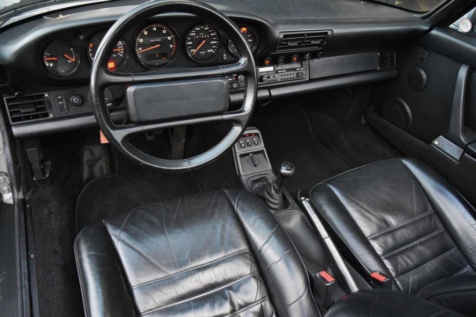 1990 Porsche 911 - 10
