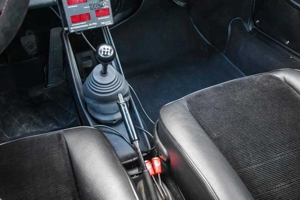 1982 Porsche 911 - 18