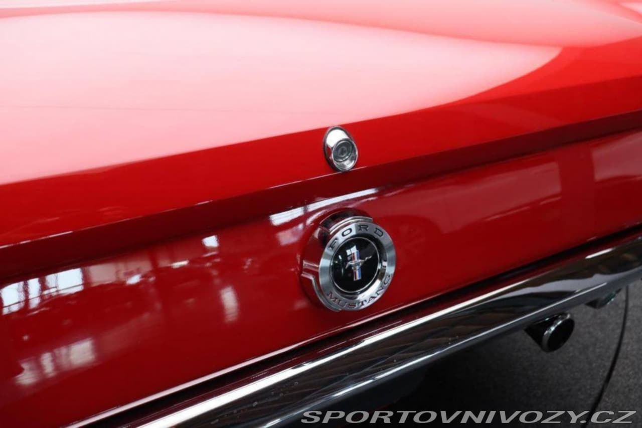 1965 Ford Mustang - 14