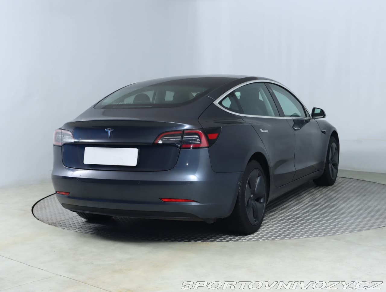 2020 Tesla Model 3 - 5