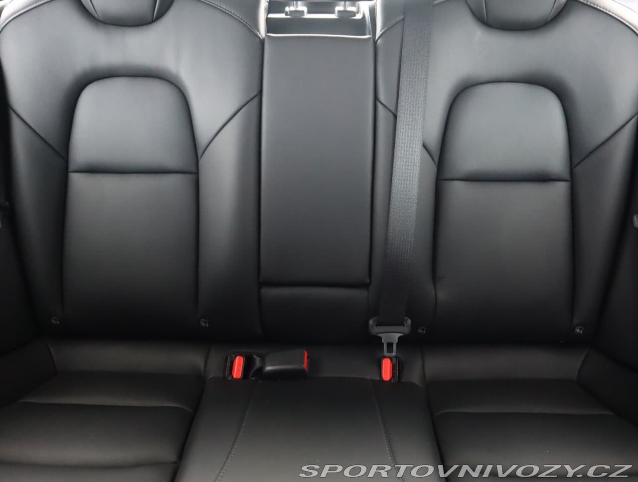 2020 Tesla Model 3 - 8