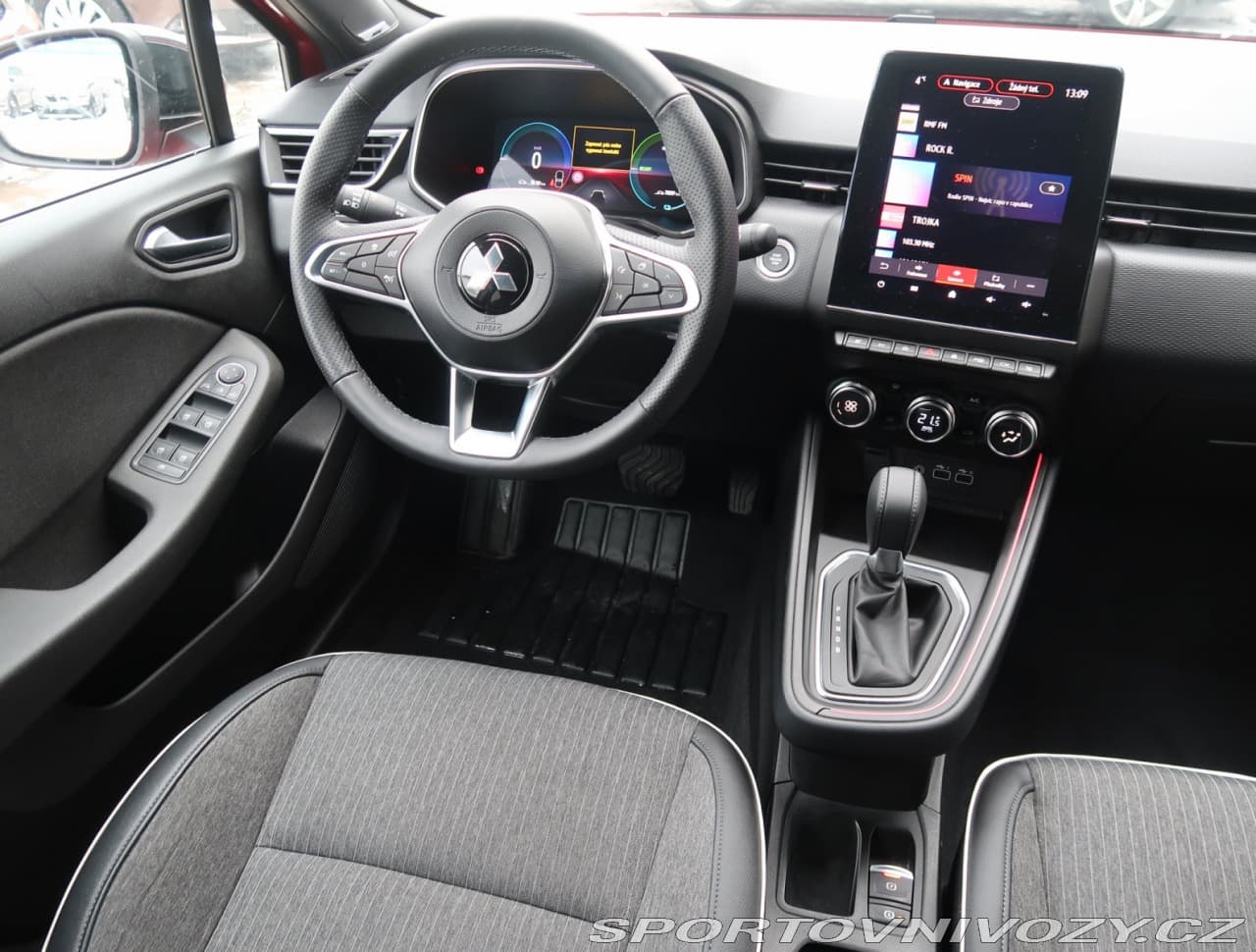 2024 Mitsubishi Colt - 7