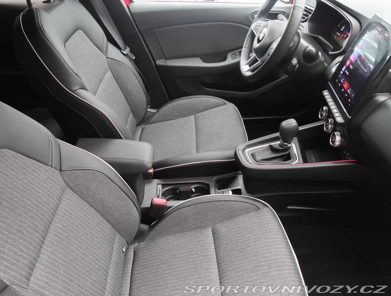 2024 Mitsubishi Colt - 9