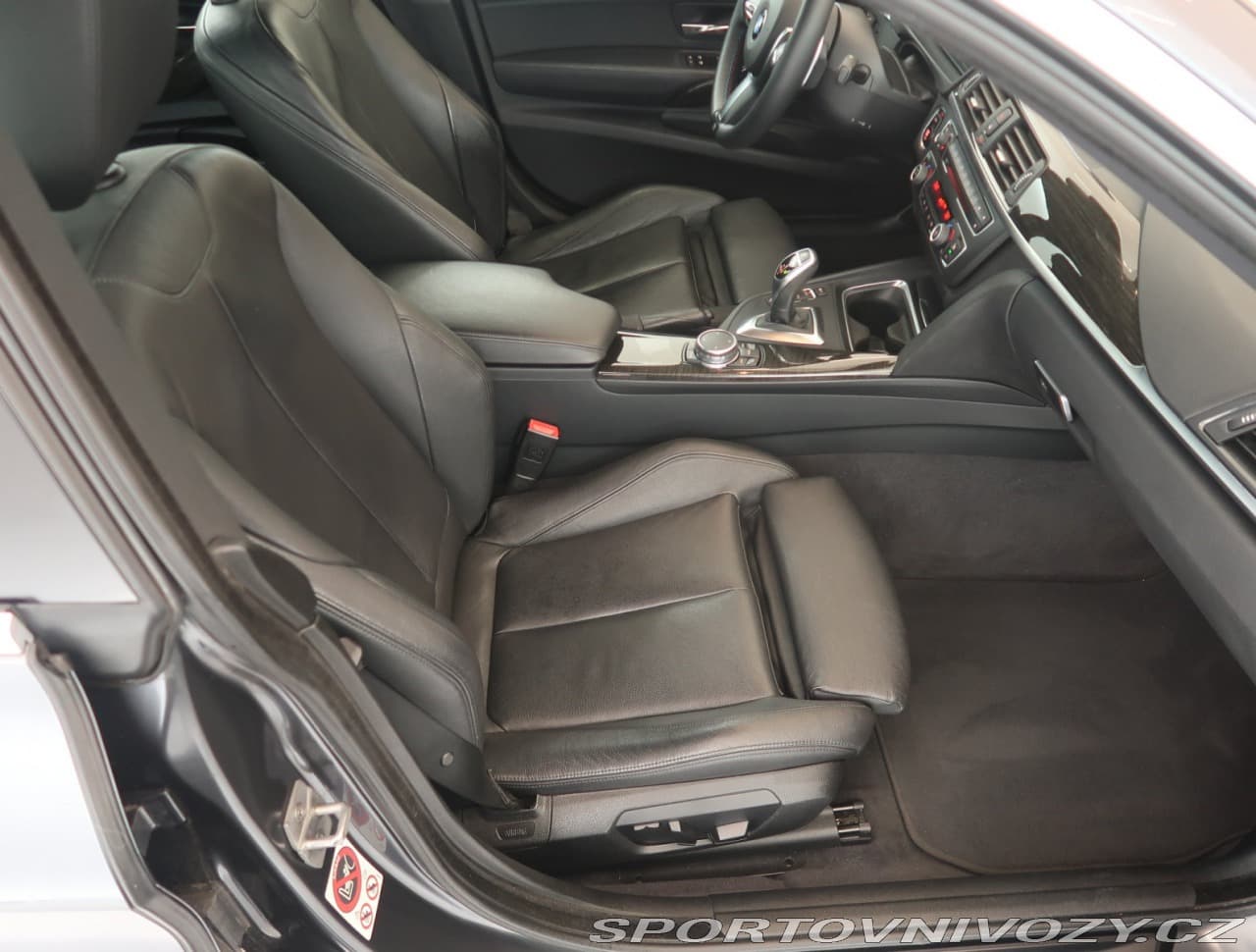 2015 BMW 3-Series - 9