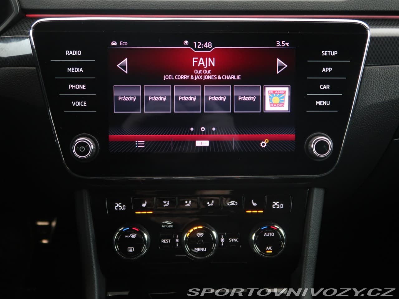 2018 Škoda Superb - 11