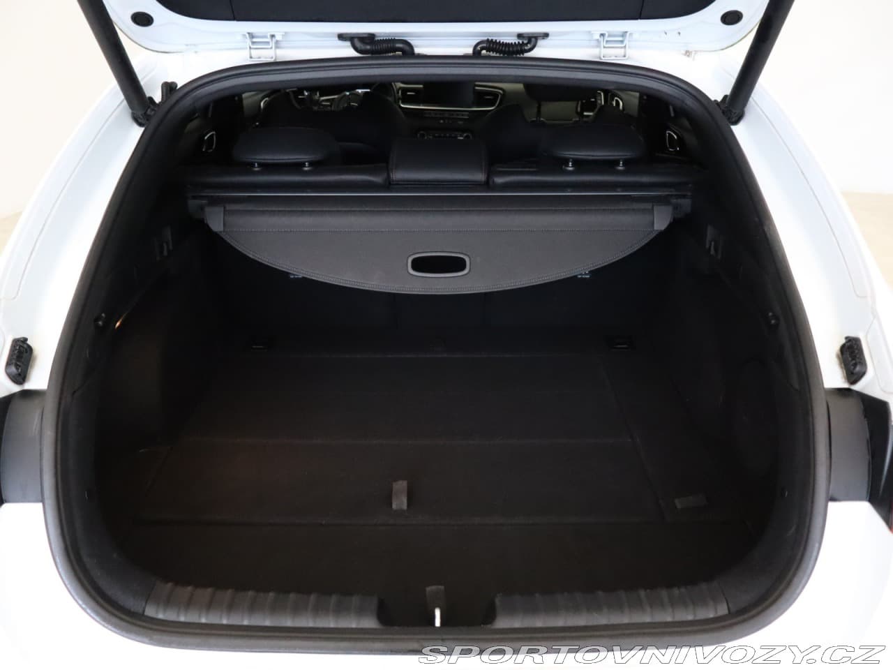 2019 Kia Proceed - 12